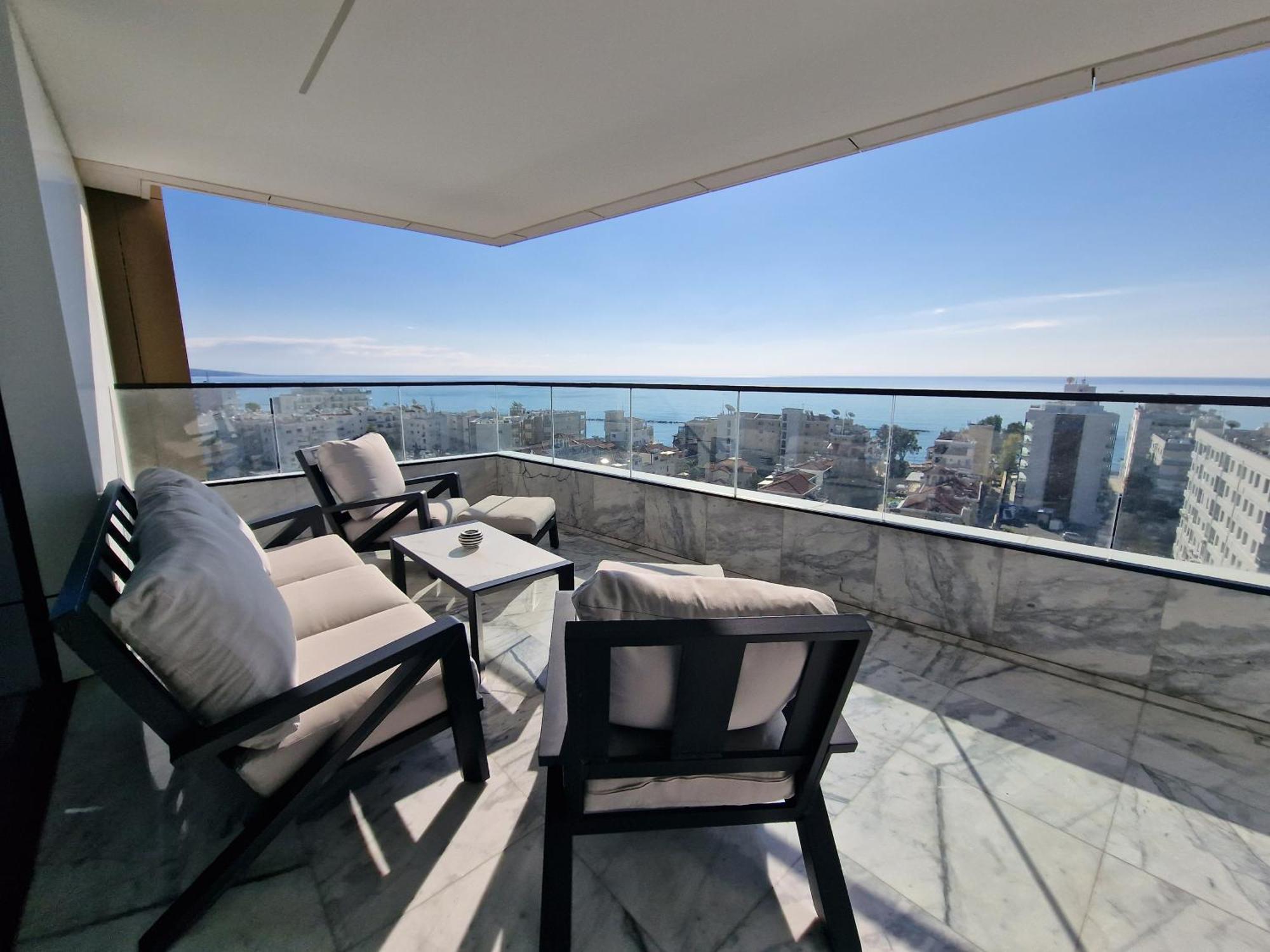 Luxury Private Apartments - リマソール エクステリア 写真